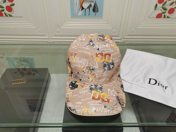 ブランド帽子着用イメージ